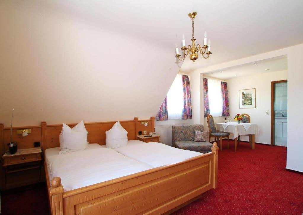 Pension Am Weinberg Sasbachwalden Extérieur photo
