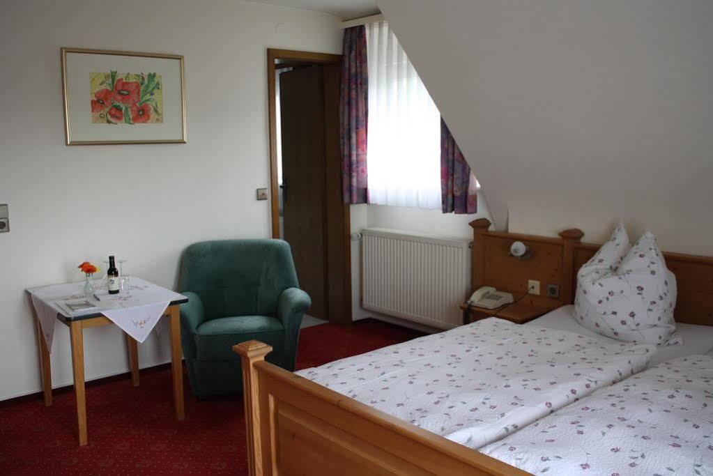 Pension Am Weinberg Sasbachwalden Extérieur photo
